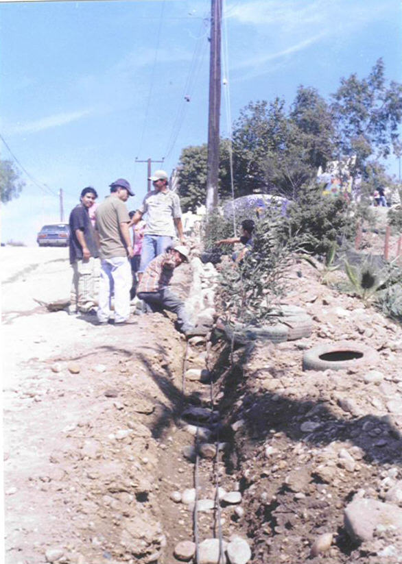 Trench Colegio La Esperanza October 18 2003
